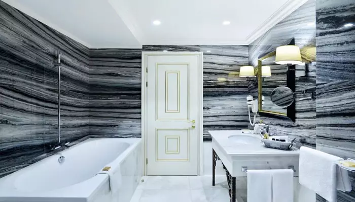 هتل آمباسادوری تفلیس